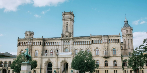 Türk Öğrenciler Almanya’da Ücretsiz Eğitim Fırsatlarını Değerlendiriyor