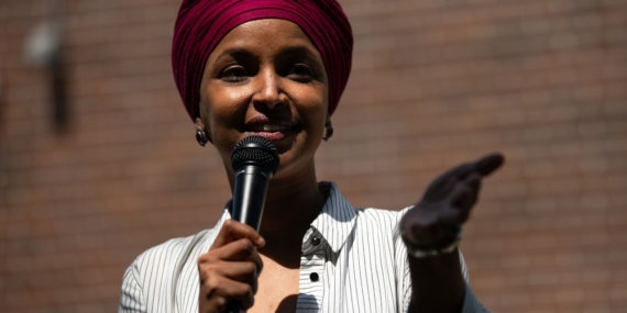ABD Adalet Bakanlığı Kongre Üyesi Ilhan Omar Hakkında Göçmenlik Soruşturması Başlattı